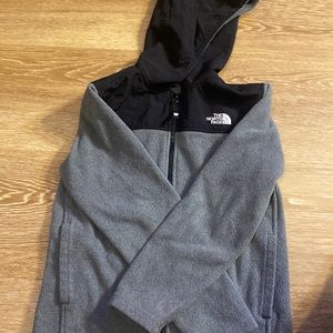North face fleece jacket boys size 10/12